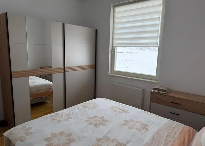 Stan Zuca Apartman *